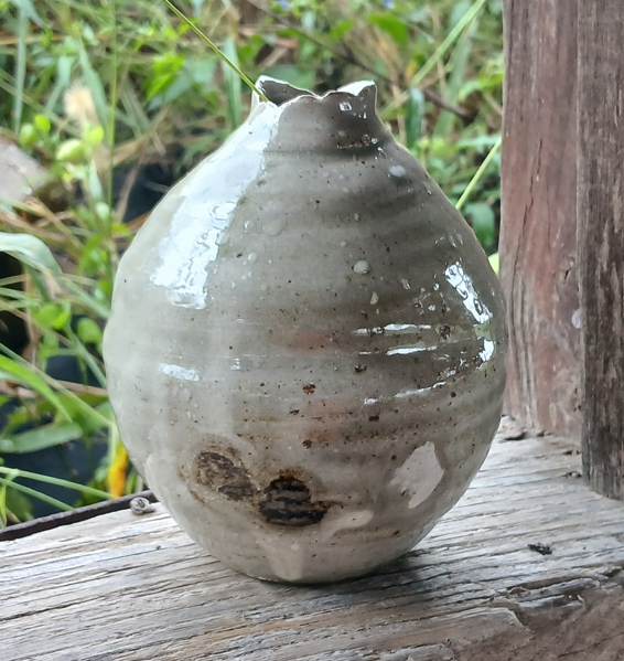 Kohiki bowl by Date Rokuroku